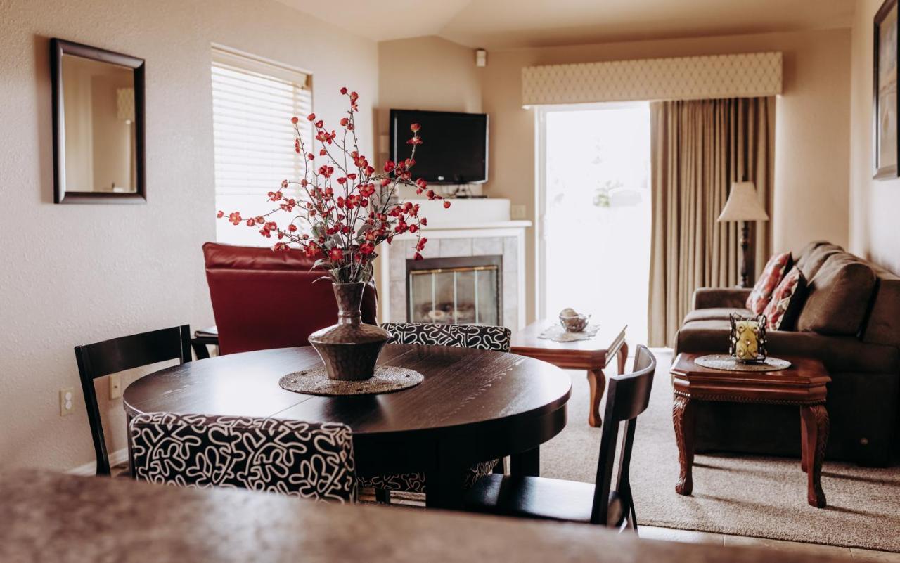 Pacific Inn Motel ฟอร์กส์ ภายนอก รูปภาพ